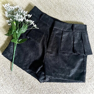 Moon Collection LA NWT Glitter Peplum High Waist Shorts - Small